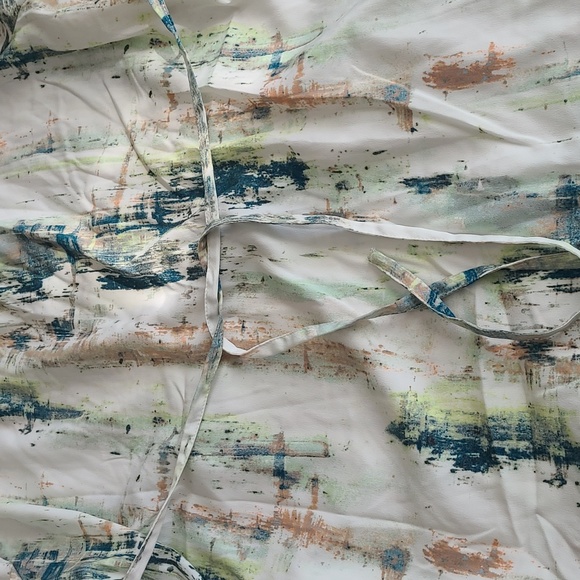 Liz Lange Maturity Tunic Top - Picture 10 of 12